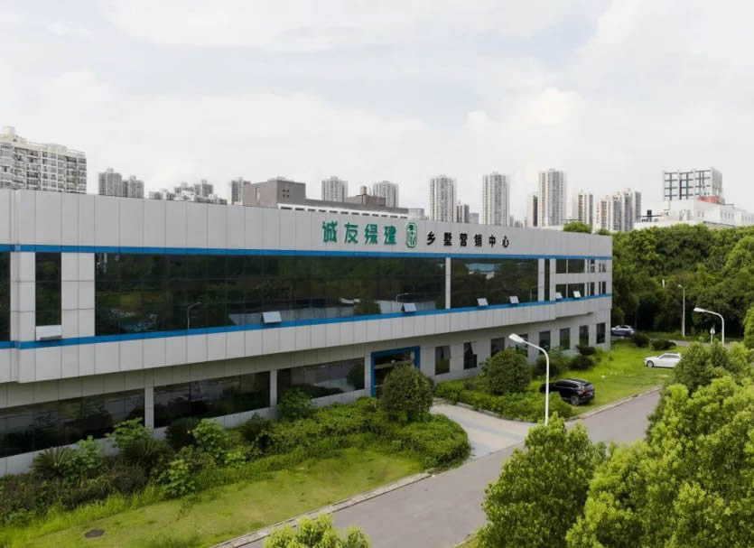 湖南誠友綠建項目定制了5.5KW變頻恒壓供水設備+5